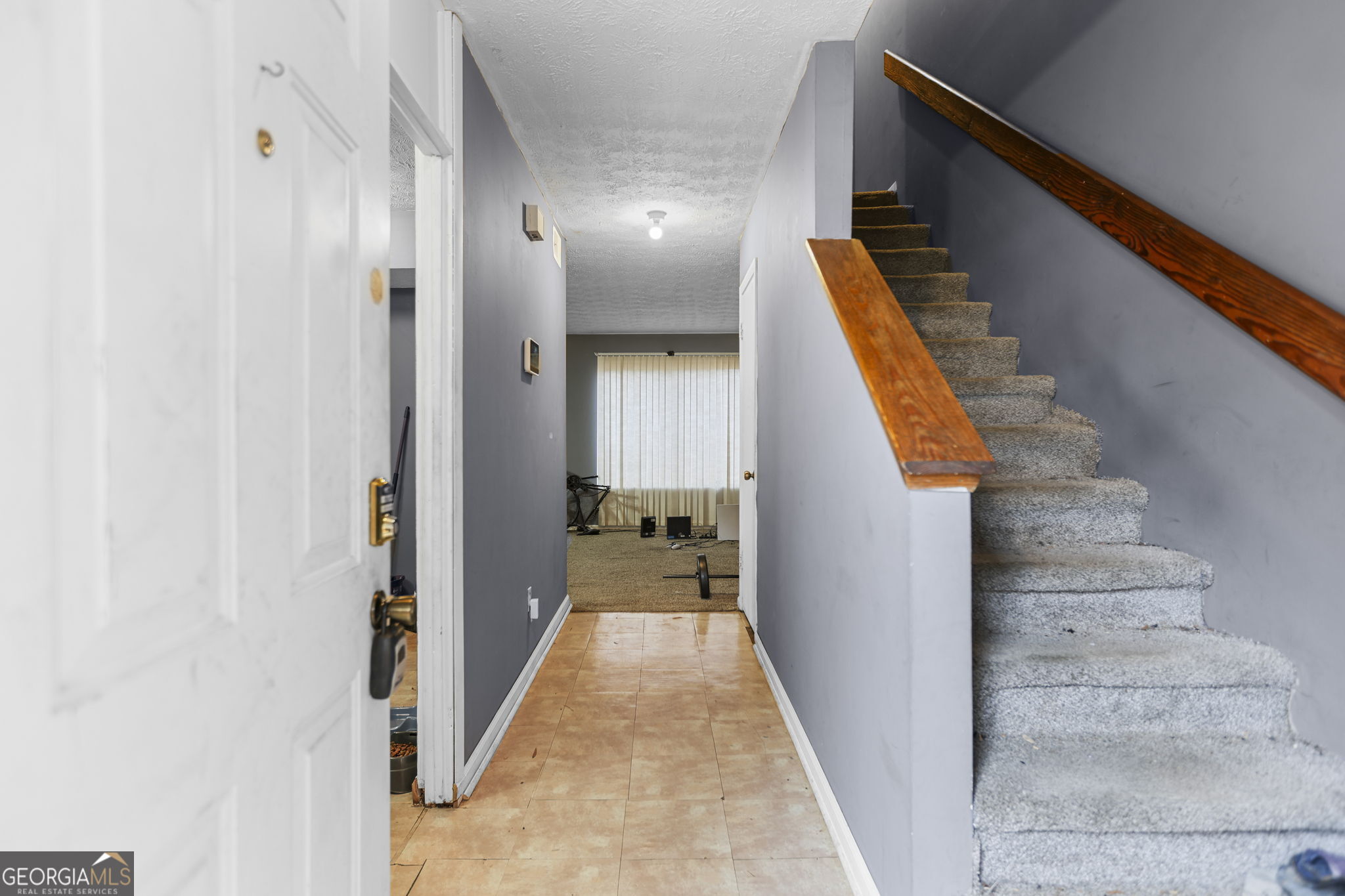 273 Country Club DR