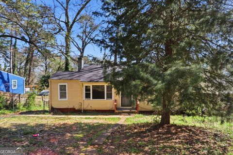 Photo of 1100 Edgefield Drive SW, Atlanta, GA 30310 (MLS # 10710213)