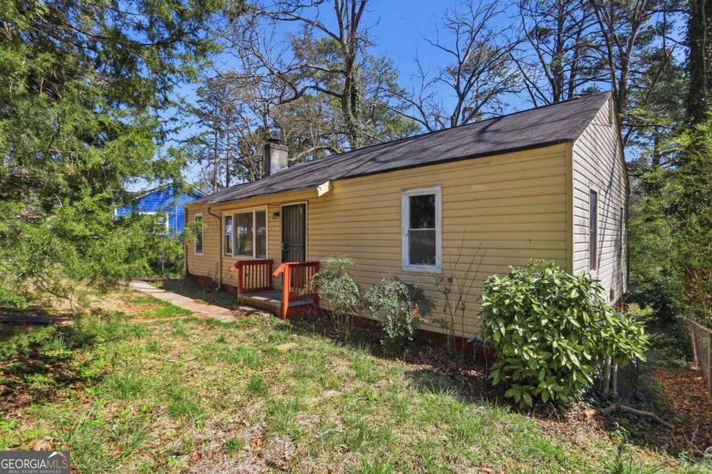 Photo of 1100 Edgefield Drive SW, Atlanta, GA 30310 (MLS # 10710213)