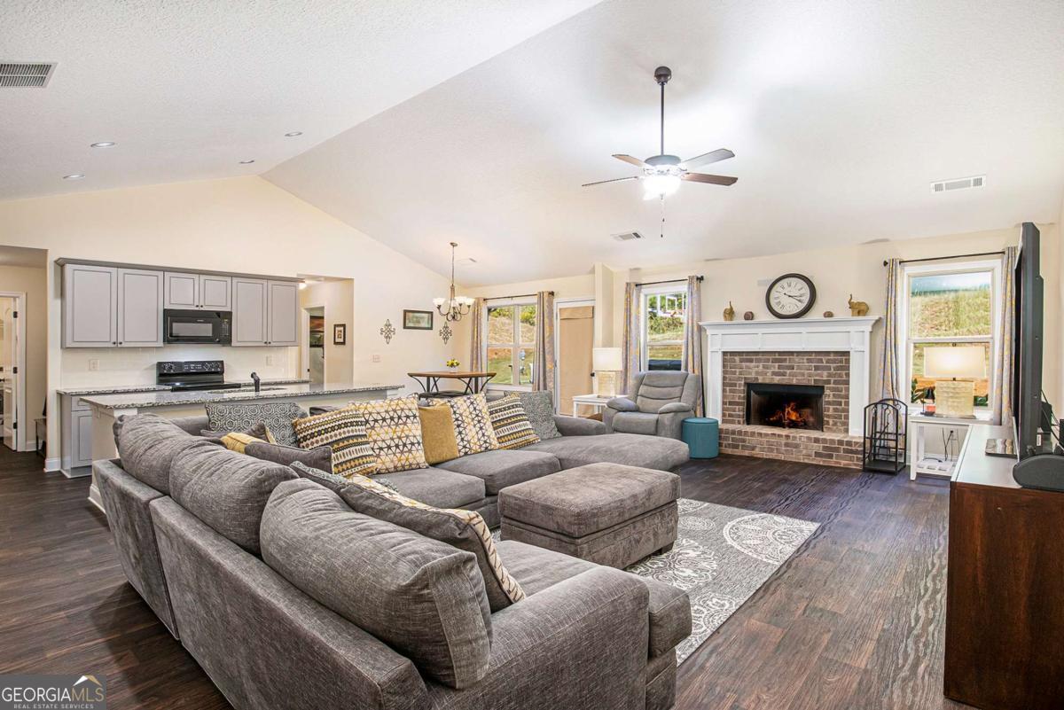 323 Emily Forest WAY