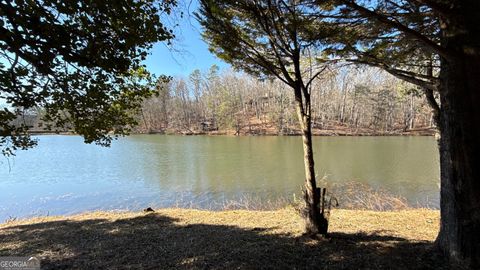 A home in Clarkesville