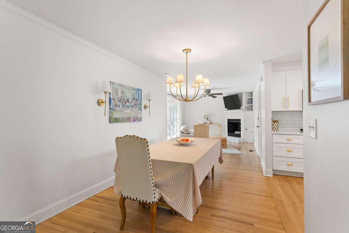 3371 King Springs RD SE