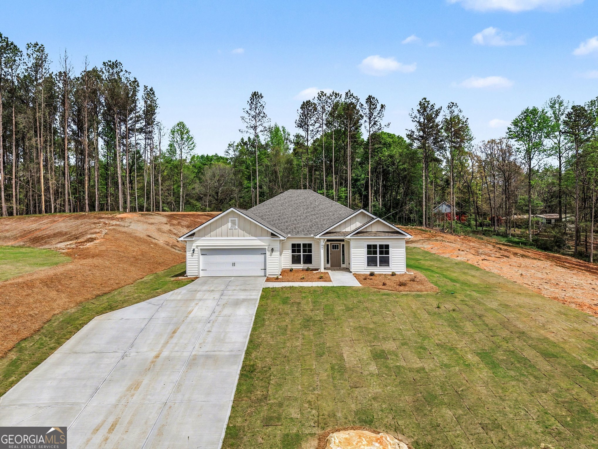 939 Eagle Heights DR