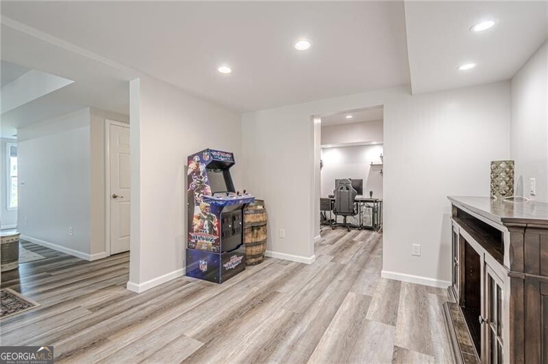 Canton, Georgia 30114, United States, 6 Bedrooms Bedrooms, ,5 BathroomsBathrooms,Residential,Active,173926