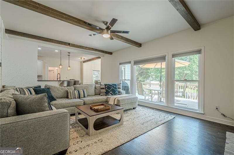 Canton, Georgia 30114, United States, 6 Bedrooms Bedrooms, ,5 BathroomsBathrooms,Residential,Active,173926