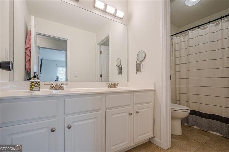 Canton, Georgia 30114, United States, 6 Bedrooms Bedrooms, ,5 BathroomsBathrooms,Residential,Active,173926