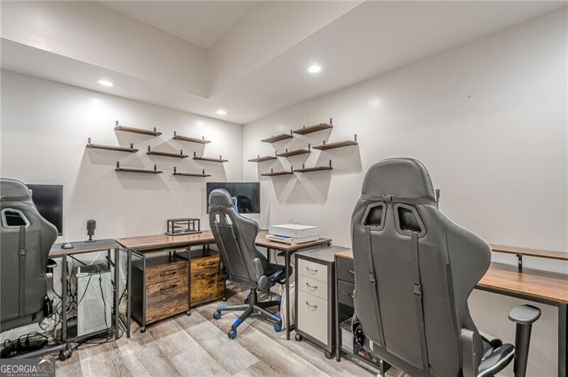 Canton, Georgia 30114, United States, 6 Bedrooms Bedrooms, ,5 BathroomsBathrooms,Residential,Active,173926