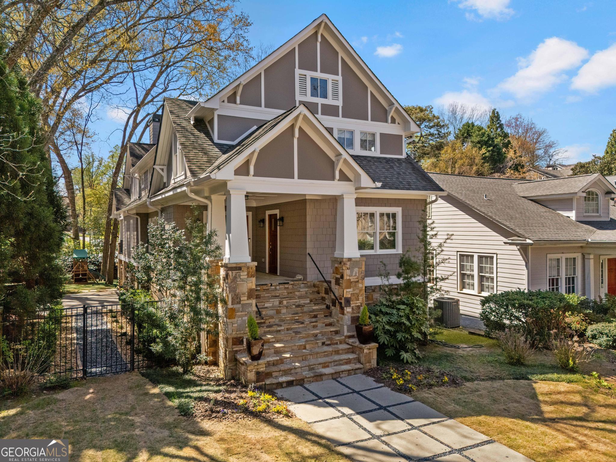 1131 Rosedale DR NE