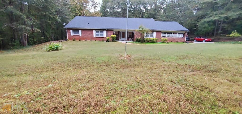 Photo of 672 Andrew Bailey Road, Sharpsburg, GA 30277 (MLS # 10650928)