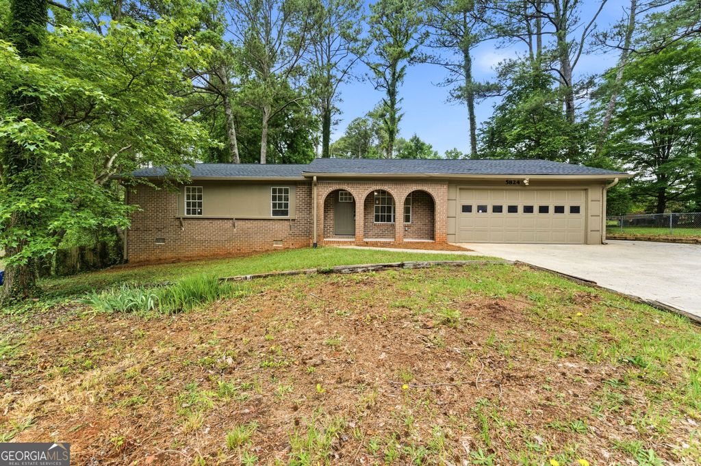 Photo of 5824 Oakleaf Way, Stone Mountain, GA 30087 (MLS # 10774632)