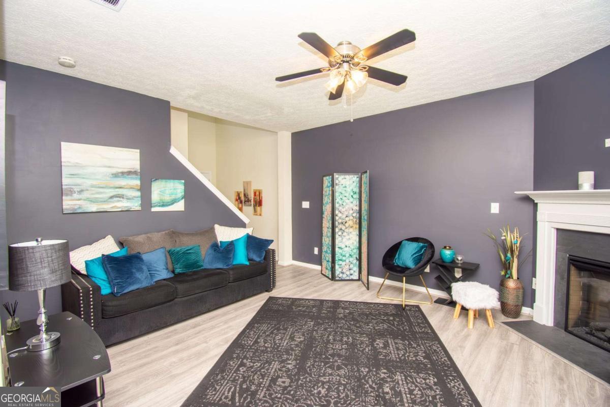 5680 Cascade RUN SW