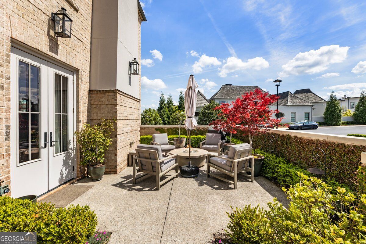 128 Grand CRES