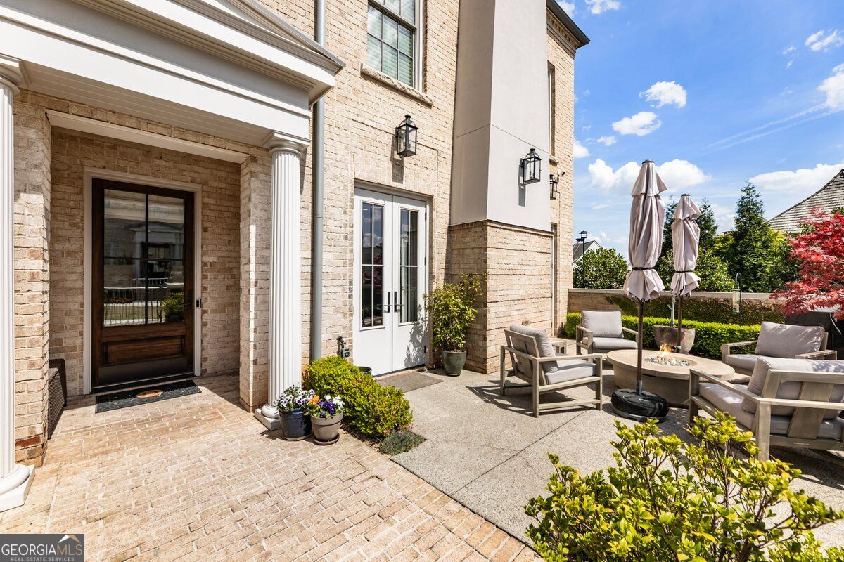128 Grand CRES