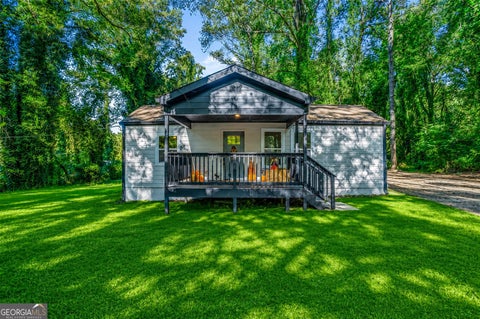 Photo of 2841 Waters Road SW, Atlanta, GA 30354 (MLS # 10779457)