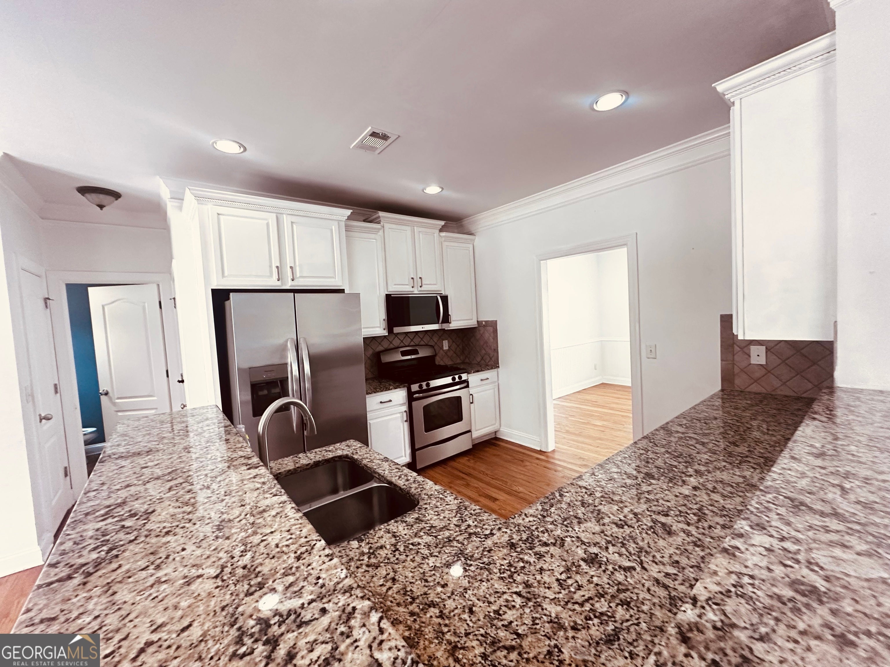 19 Baywood LN