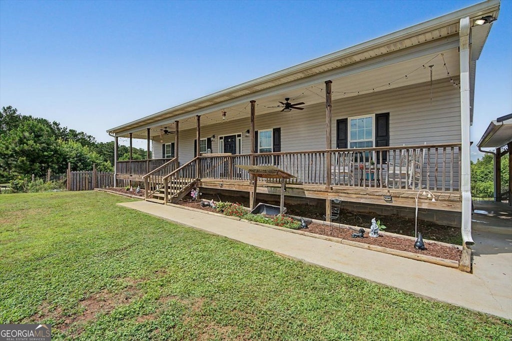 Photo of 147 Edgar Bell Road, Tallapoosa, GA 30176 (MLS # 10805430)