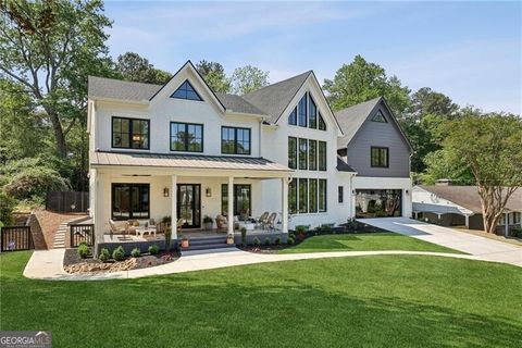 Photo of 320 Eppington Drive NW, Atlanta, GA 30327 (MLS # 10740800)