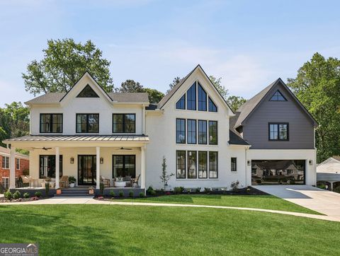 Photo of 320 Eppington Drive NW, Atlanta, GA 30327 (MLS # 10740800)