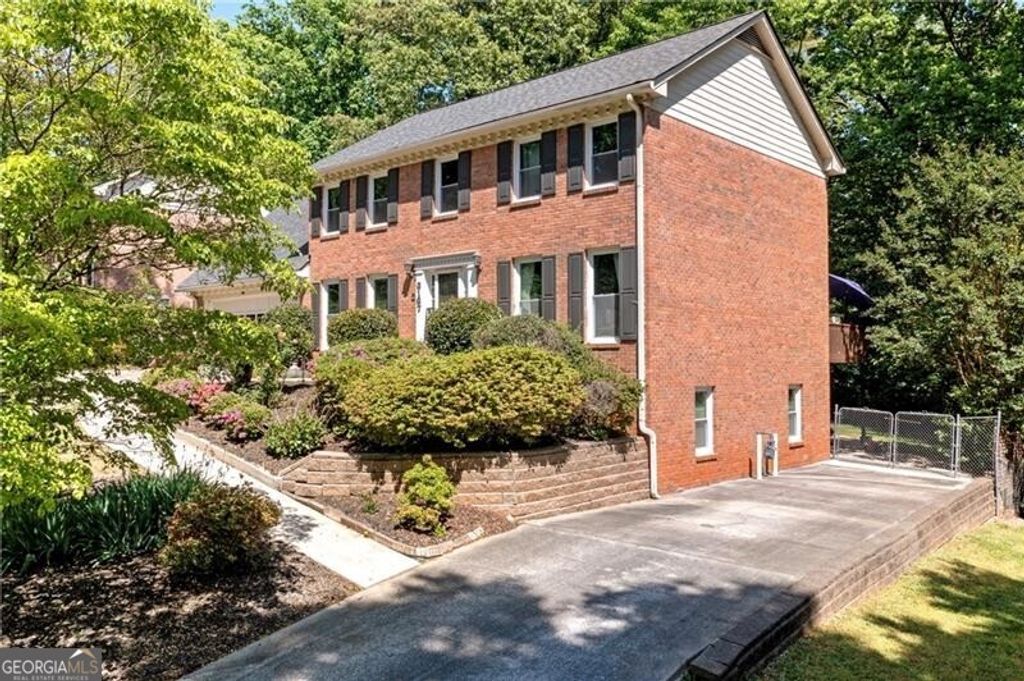 Photo of 3167 Northbrook Drive, Atlanta, GA 30341 (MLS # 10741972)