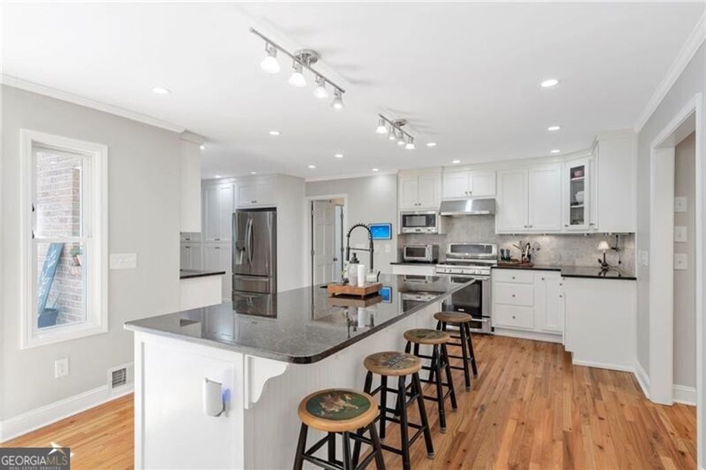 Photo of 3167 Northbrook Drive, Atlanta, GA 30341 (MLS # 10741972)