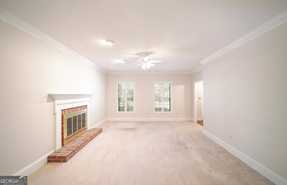 126 Stratford DR S 126