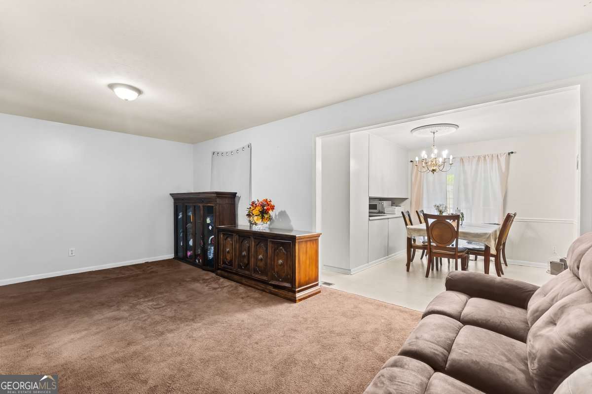 1869 Beechwood BLVD NW