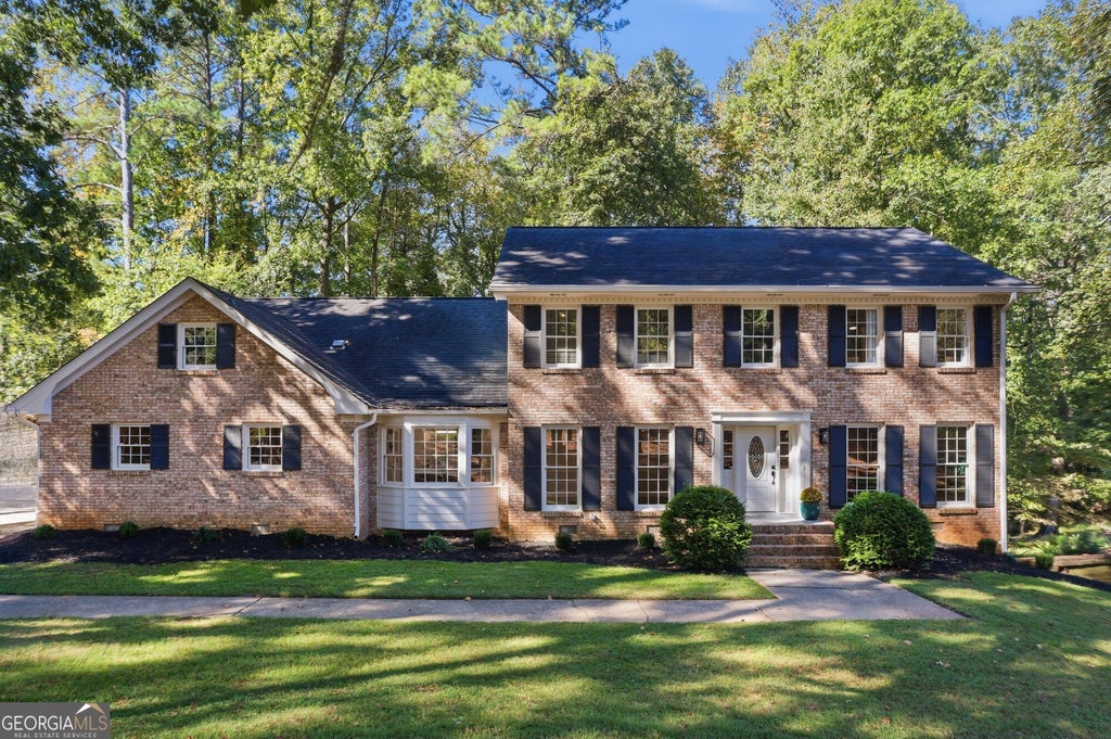 Photo of 2949 Spalding Drive, Sandy Springs, GA 30350 (MLS # 10854471)