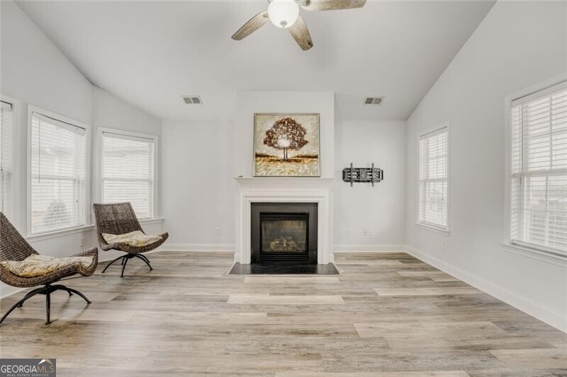 132 Highland Falls DR