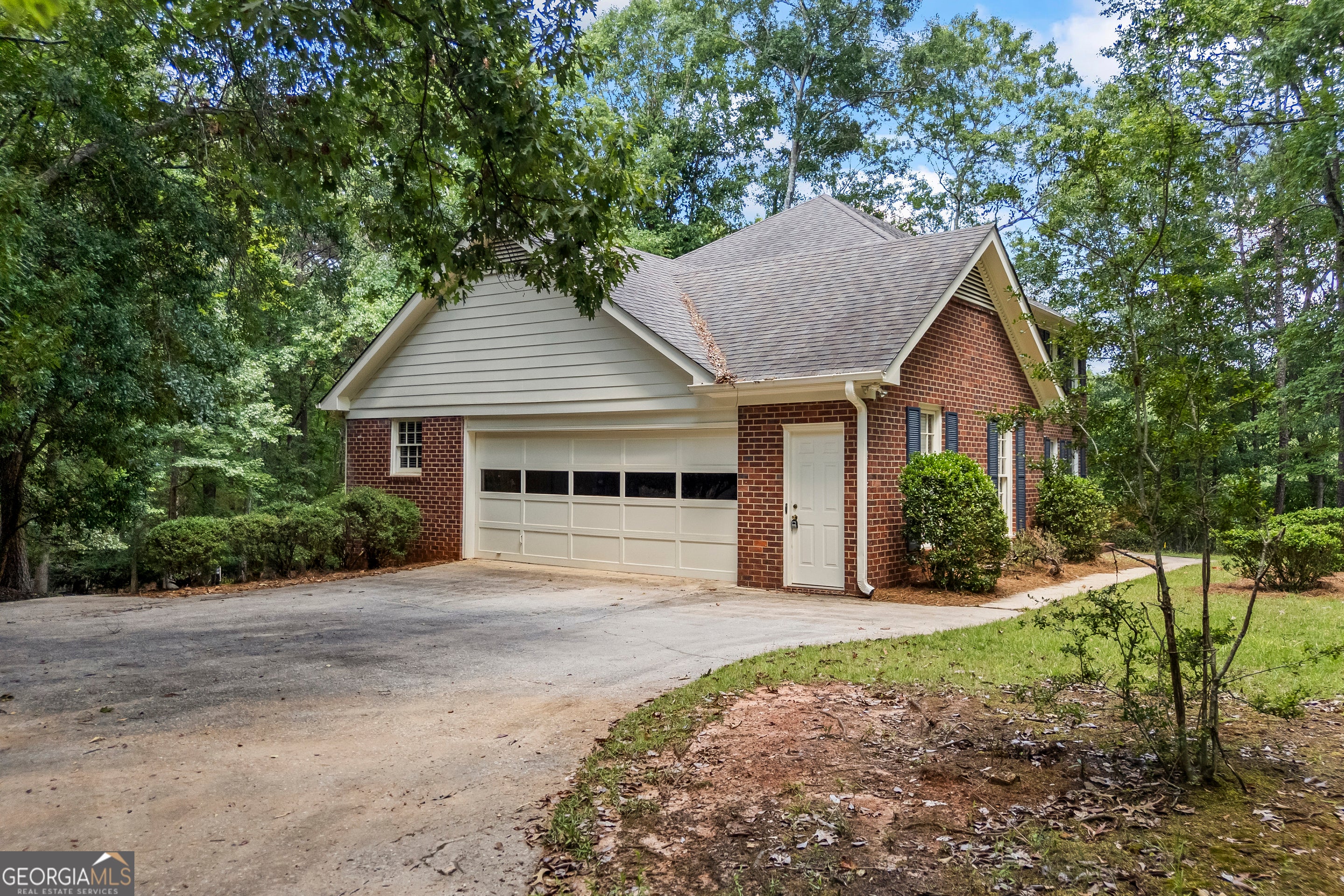 201 Chesterfield RD