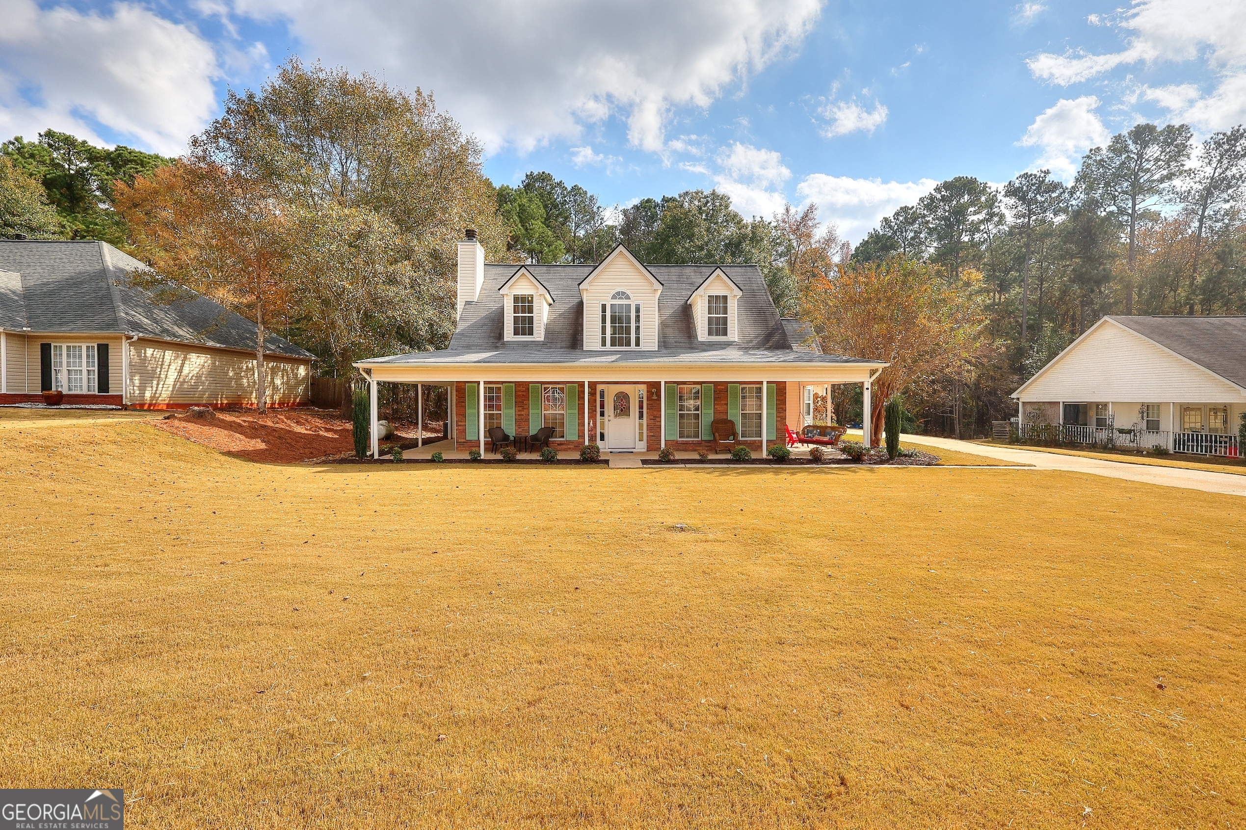 Vinnys Lake - Residential