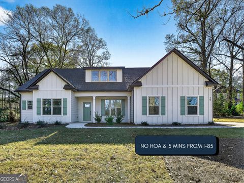 15 Couch ST Moreland GA 30259