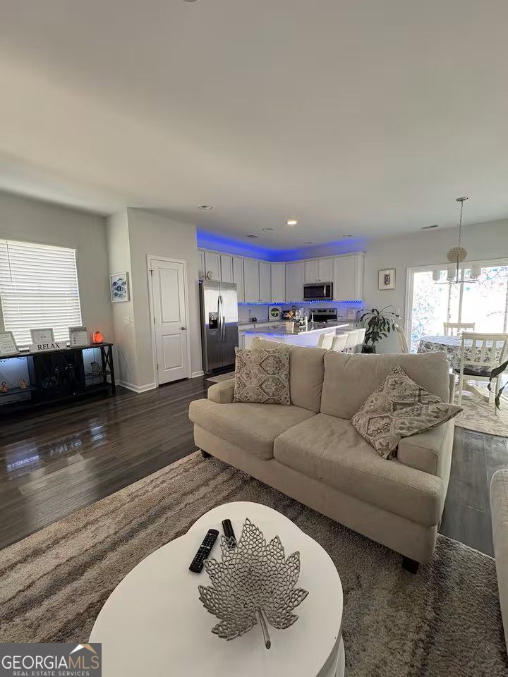 109 Crabapple CIR