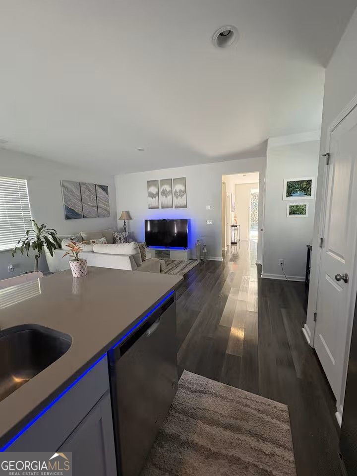 109 Crabapple CIR