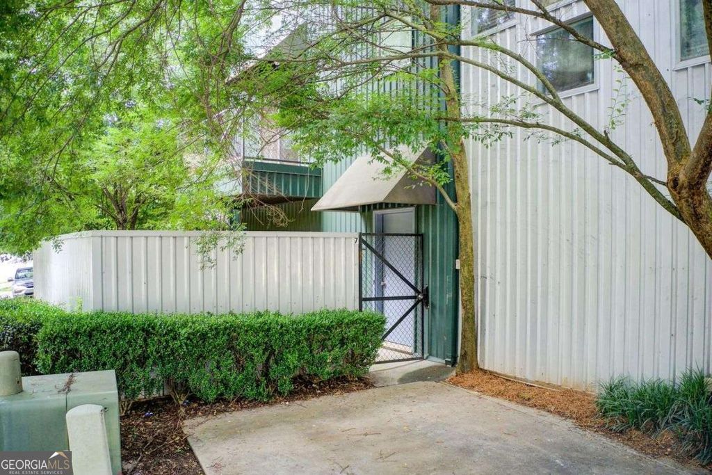 Photo of 241 Maynard Terrace SE #7, Atlanta, GA 30316 (MLS # 10686124)