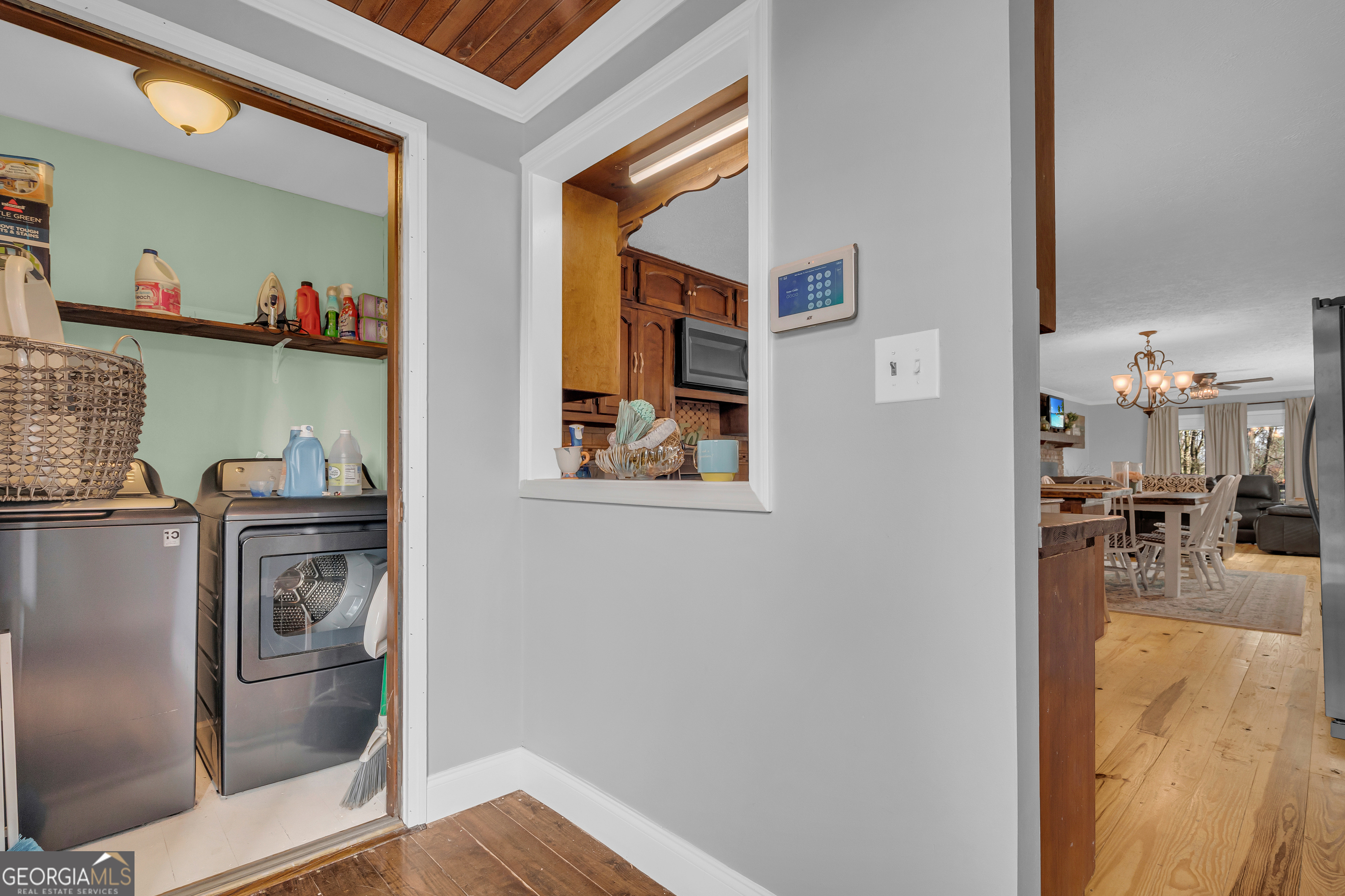 1266 Habersham Mills RD