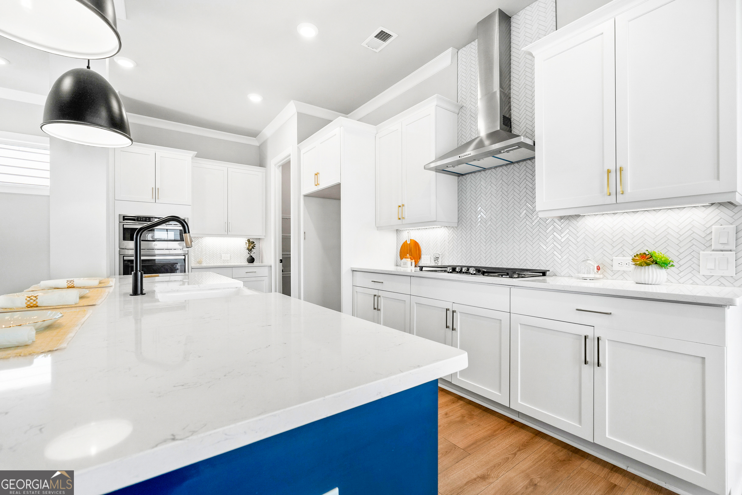 1562 Harvest Park LN