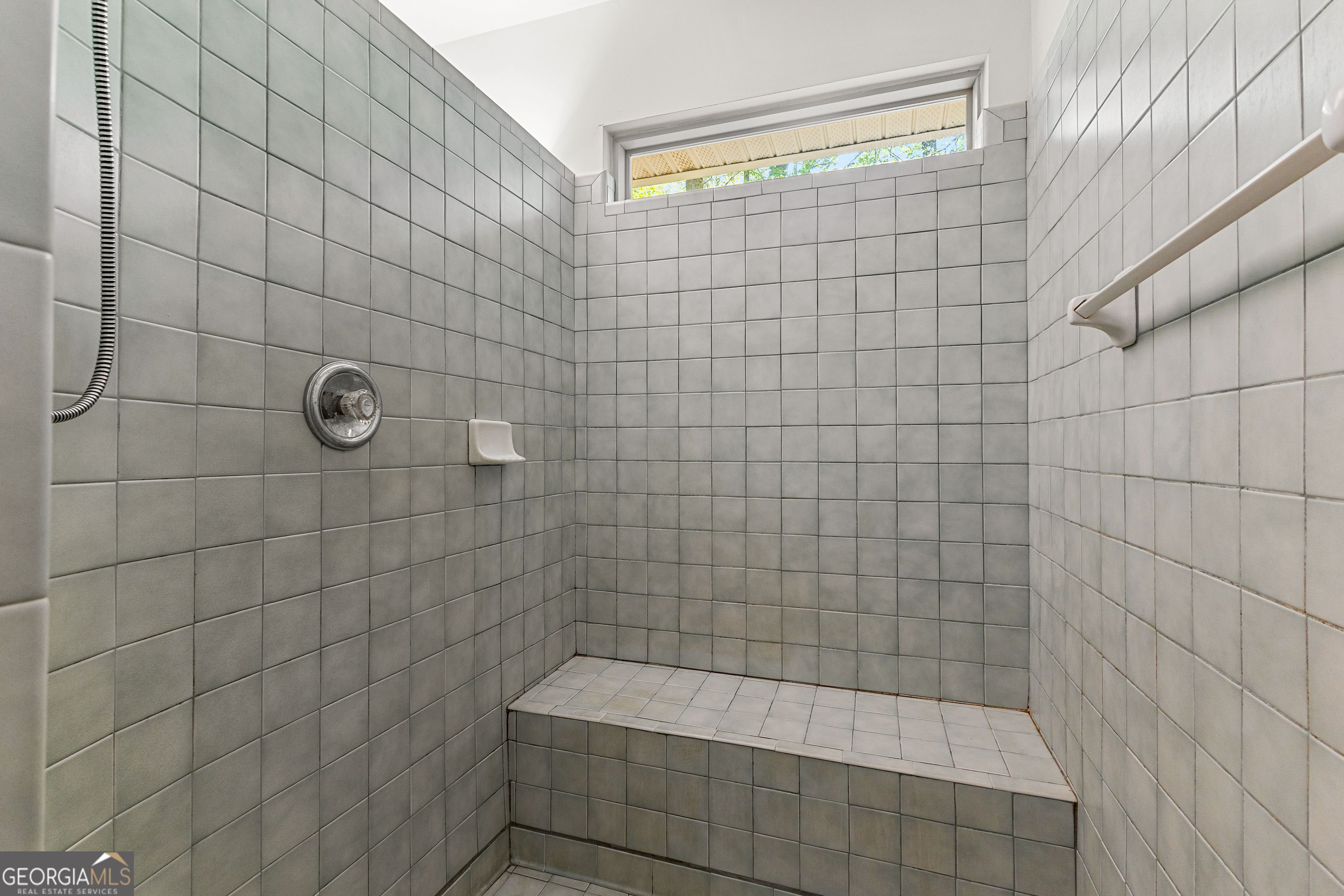 Barnesville, Georgia 30204, United States, 4 Bedrooms Bedrooms, ,2 BathroomsBathrooms,Residential,Pending,111576