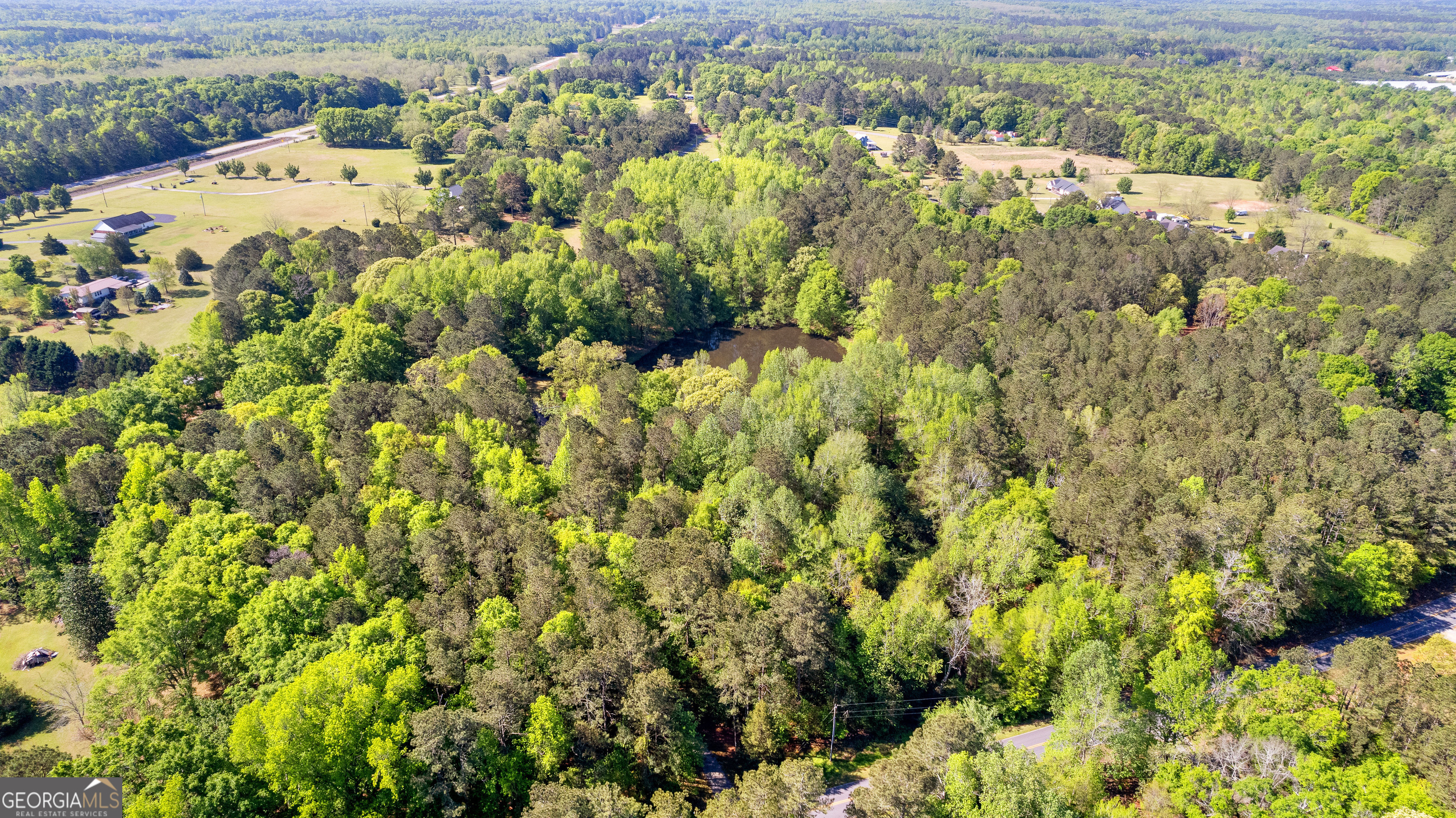Barnesville, Georgia 30204, United States, 4 Bedrooms Bedrooms, ,2 BathroomsBathrooms,Residential,Pending,111576
