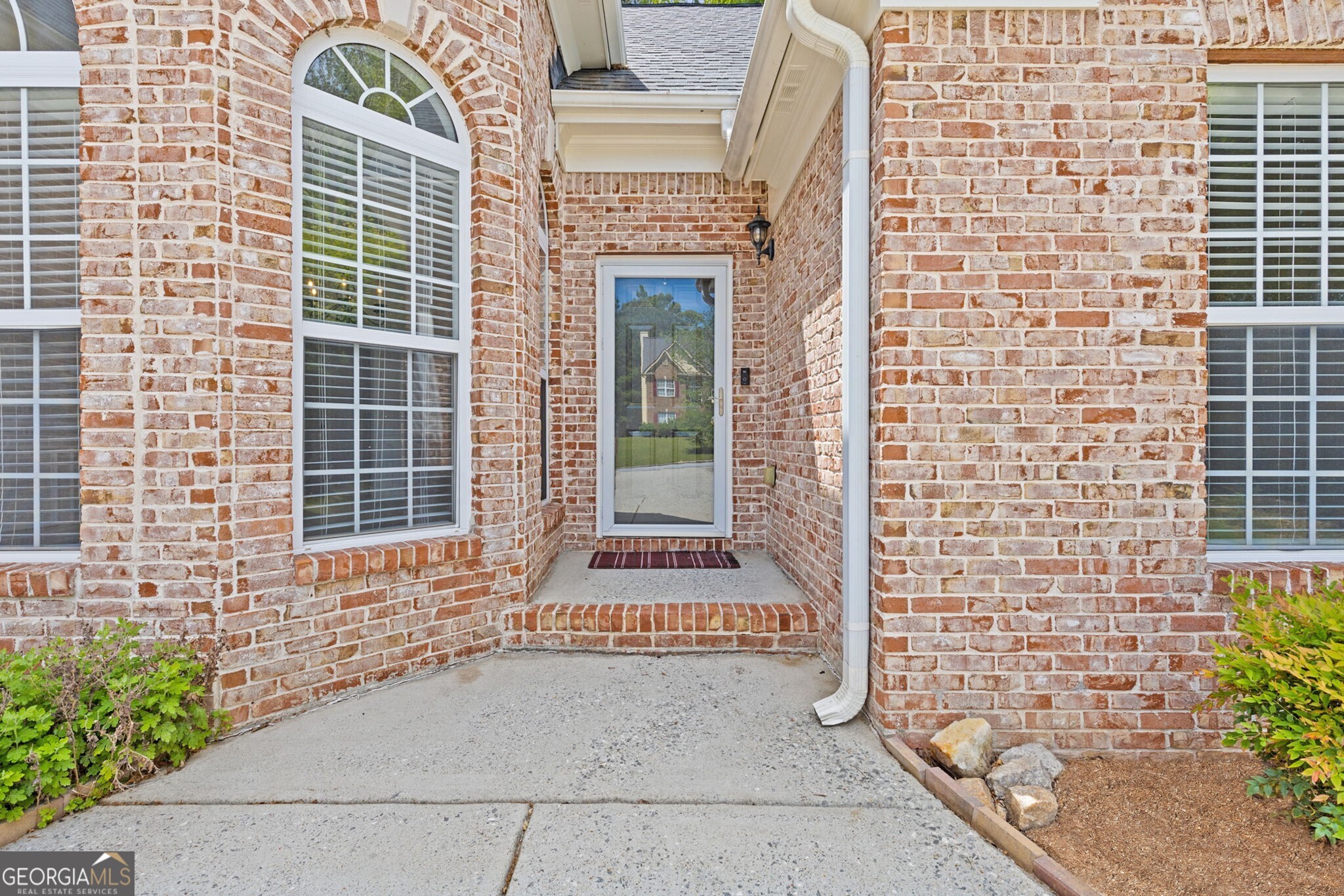 1570 Brooks Pointe CIR