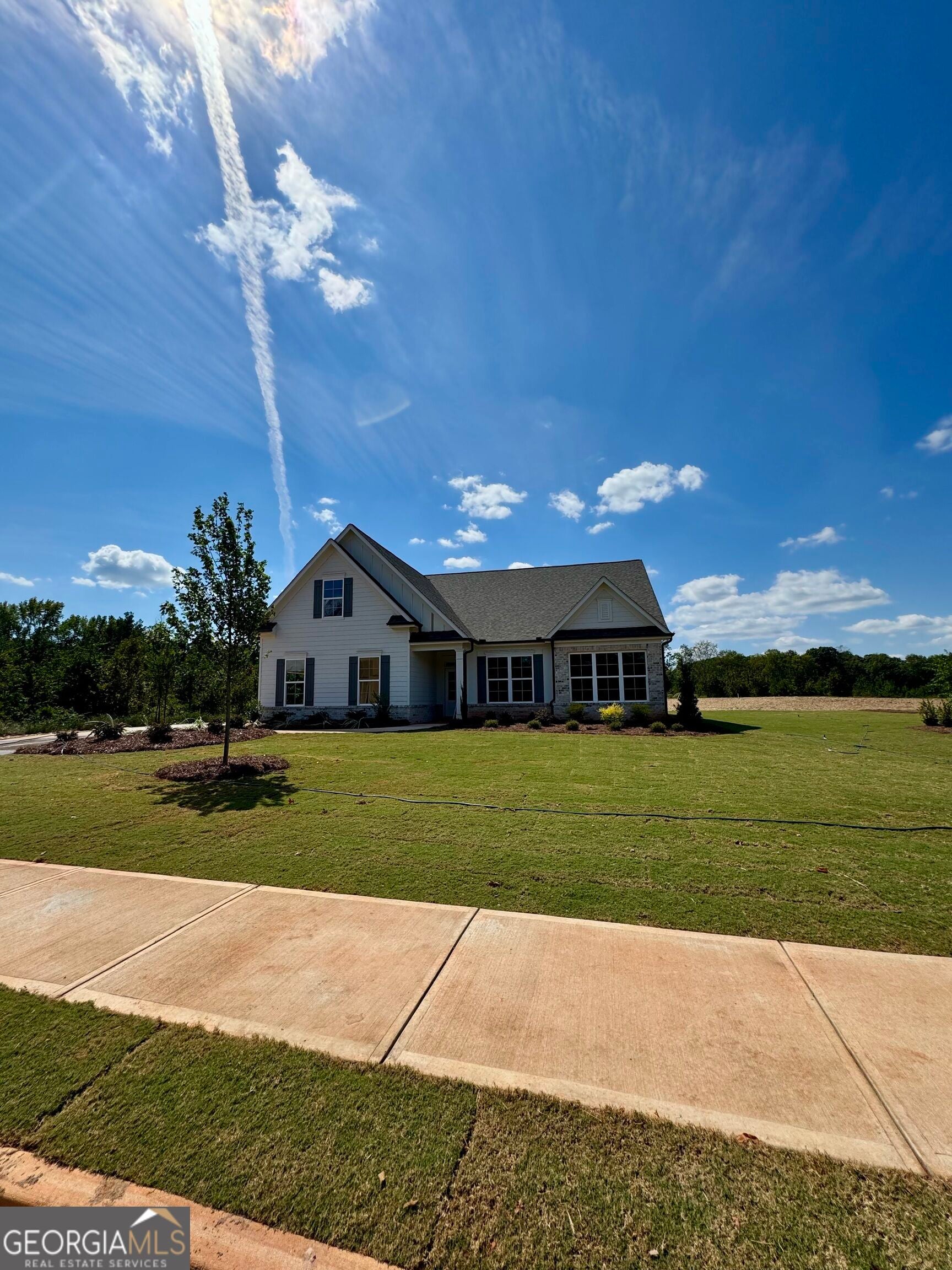 1025 Windy Hill RD