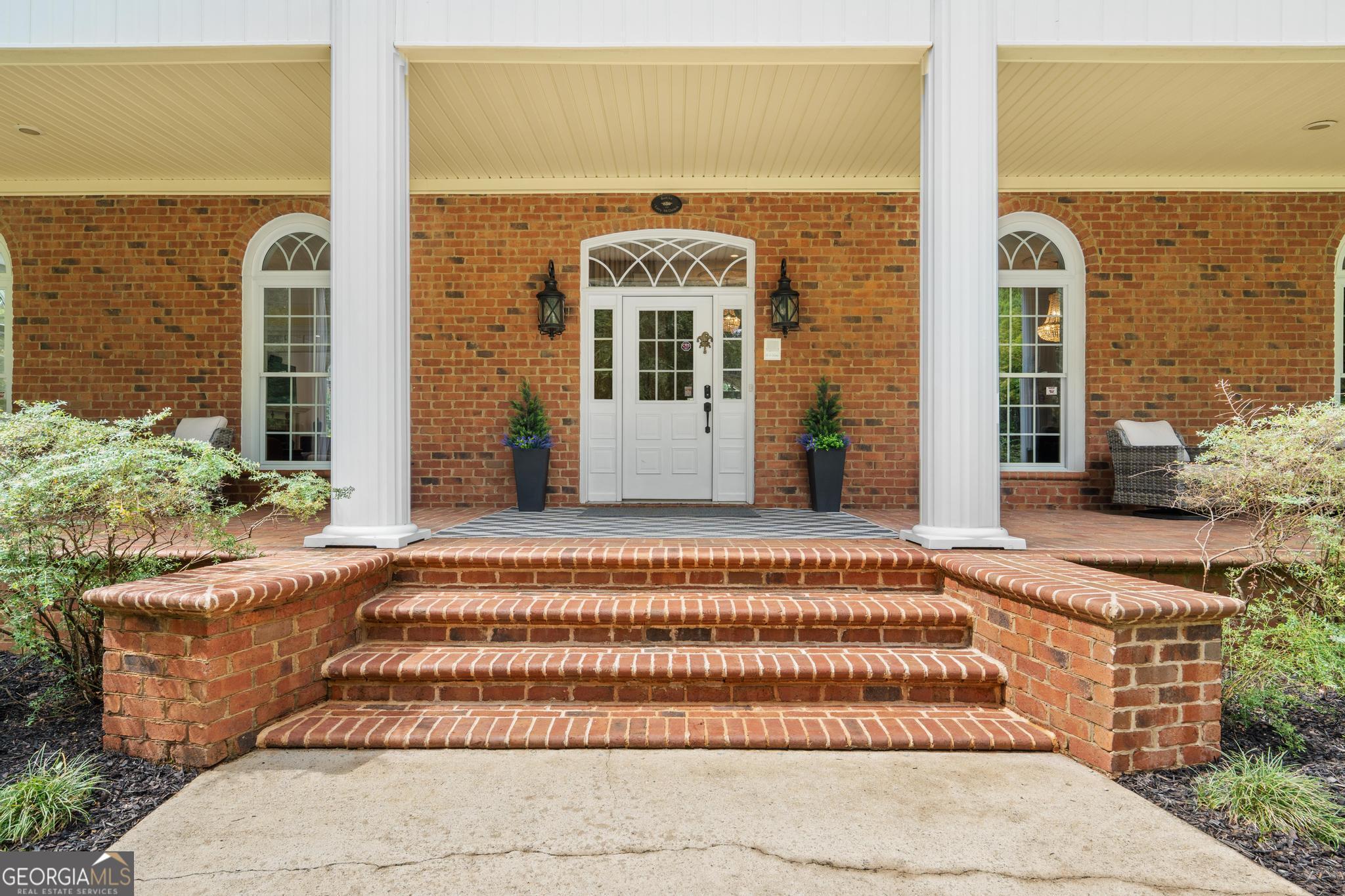1575 Oak Mountain RD