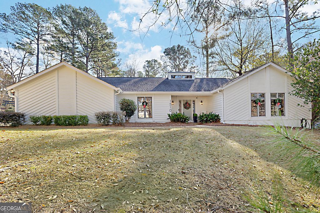 Photo of 1510 Glencoe Drive, Columbus, GA 31904 (MLS # 10663346)