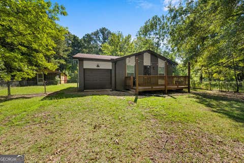 Photo of 1035 County Road 40, Centre, AL 35960 (MLS # 10833692)