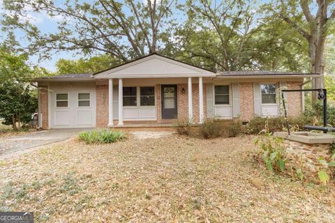 2393 Oakland MNR Lawrenceville GA 30044