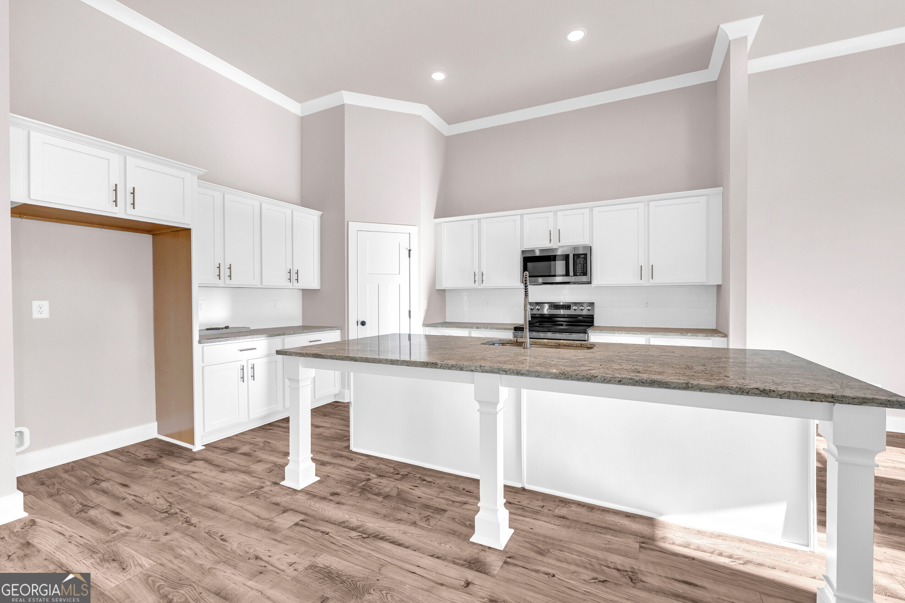 Hartwell, Georgia 30643, United States, 3 Bedrooms Bedrooms, ,3 BathroomsBathrooms,Residential,Active,163336