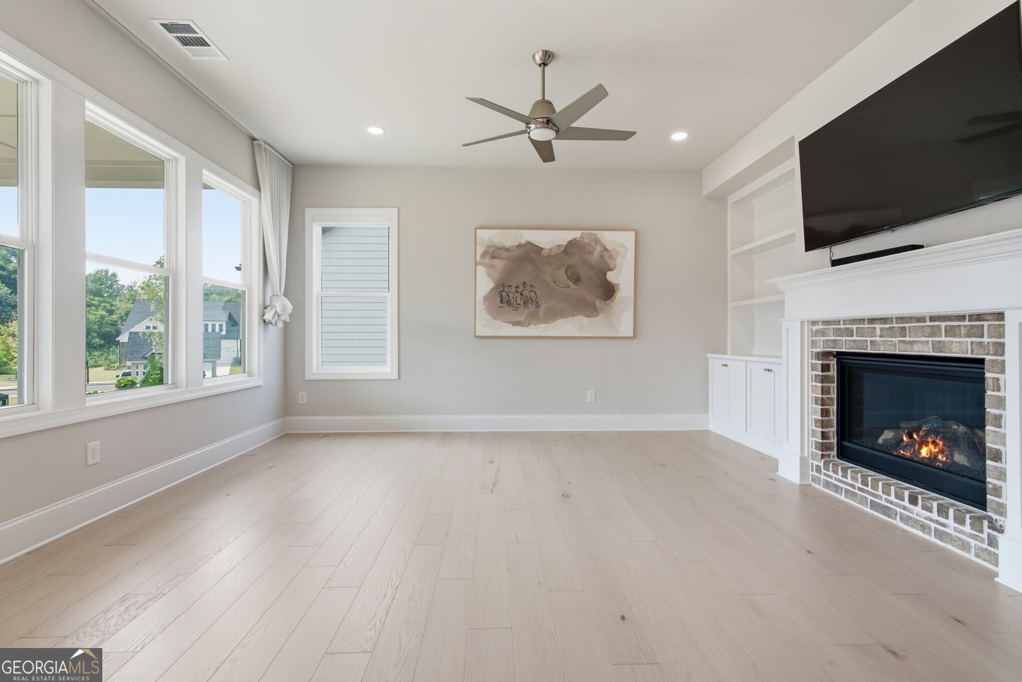 239 Mooney RD