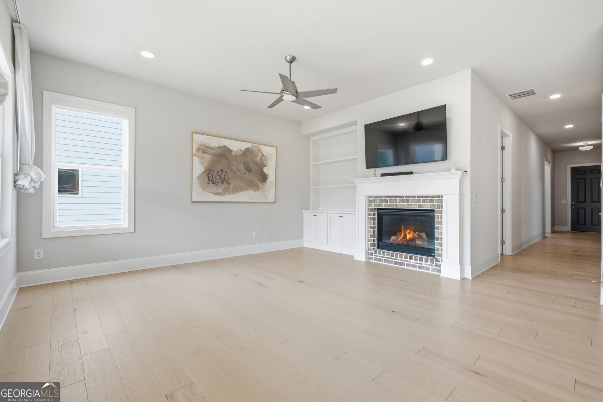 239 Mooney RD