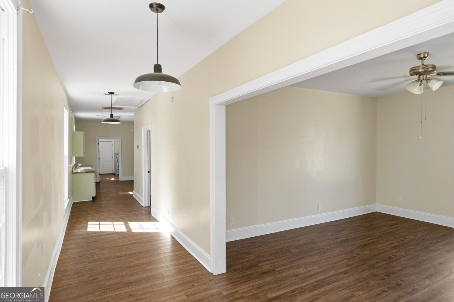 862 Elm ST
