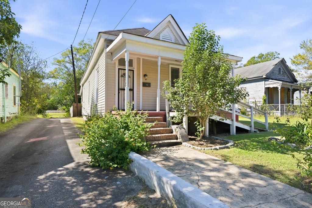 Photo of 862 Elm Street, Macon, GA 31201 (MLS # 10874848)