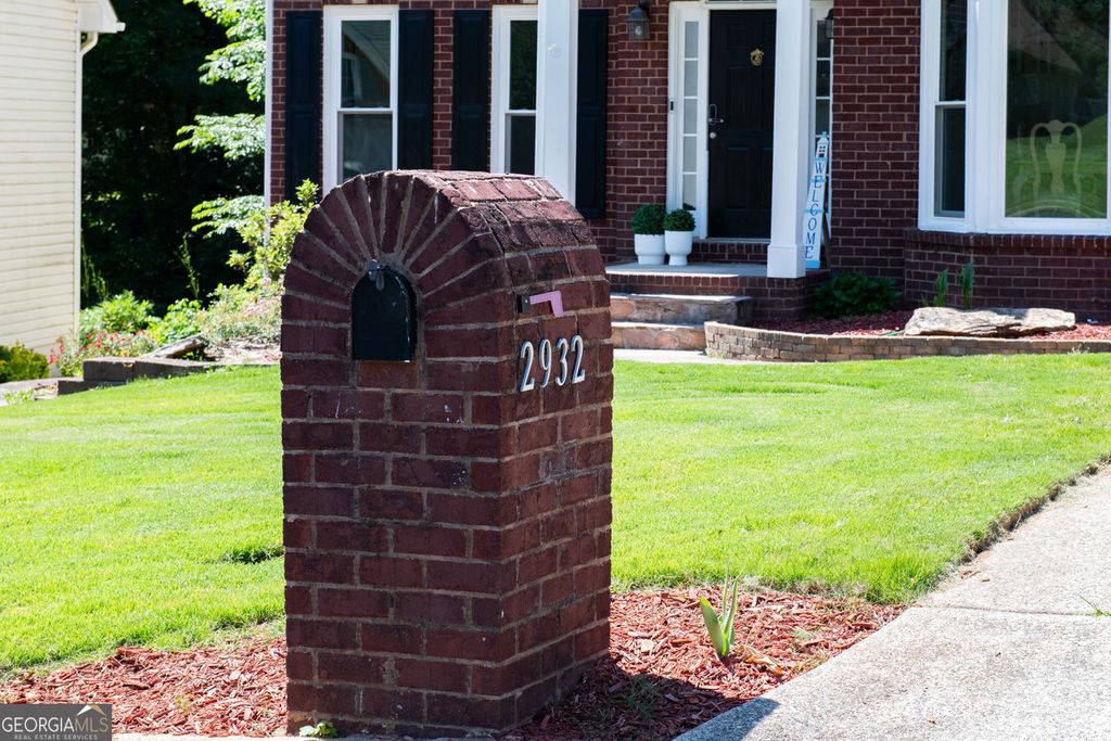 Photo of 2932 Sunset View Circle, Suwanee, GA 30024 (MLS # 10768651)